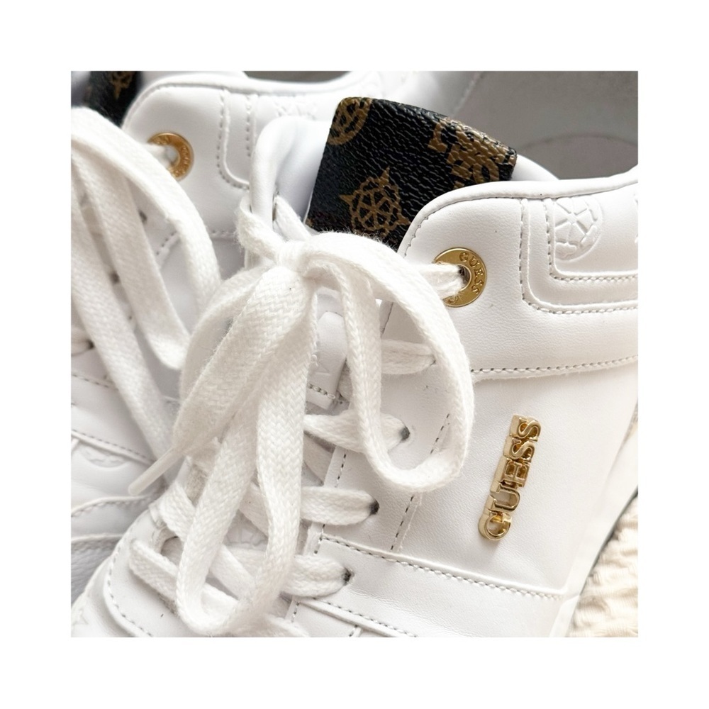 Guess Los Angeles Kadlin Logo Detailed Retro Jogger Sneakers White size10 - Picture 4 of 6